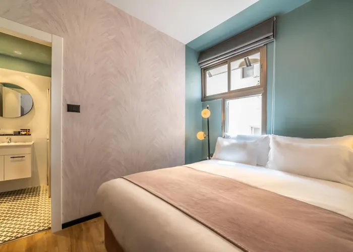 Dizengoff Garden Hotel
